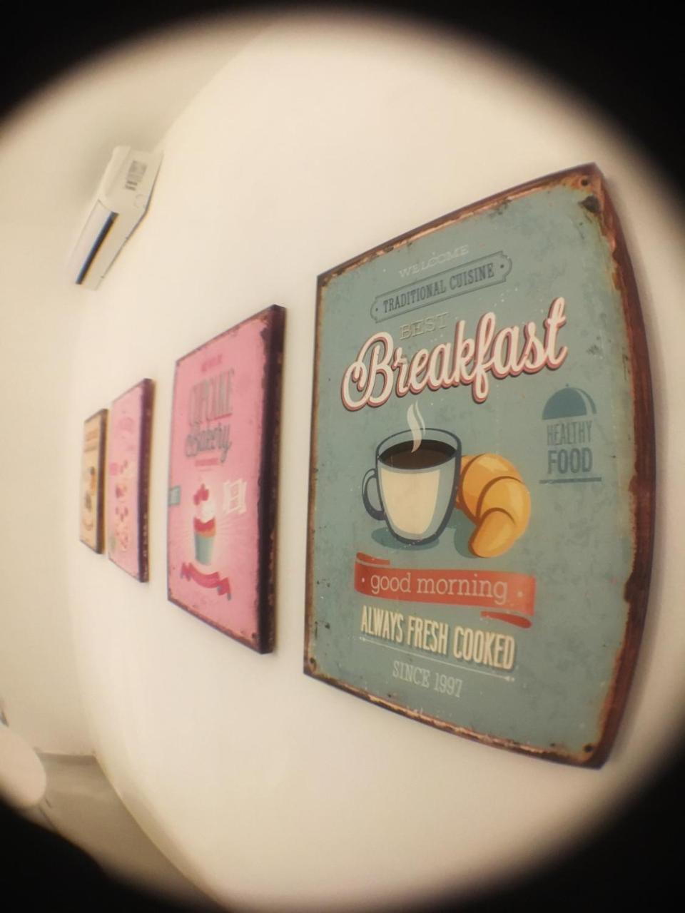 Costa Azzurra Bed & Breakfast *