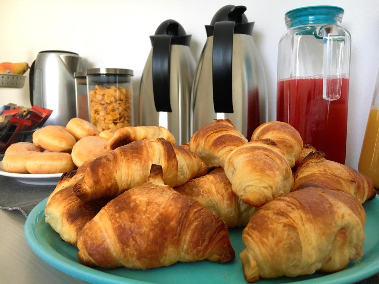 Costa Azzurra Bed & Breakfast *